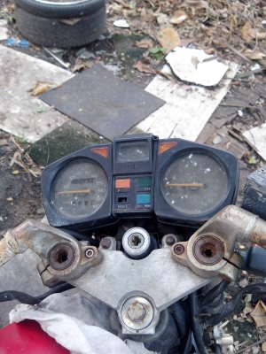 ขาย RXZ135 ดิสหน้า ล้อ DID Japanสีทอง สภาพจอด ขาย RXZ135 ดิสหน้า ล้อ DID Japanสีทอง สภาพจอด