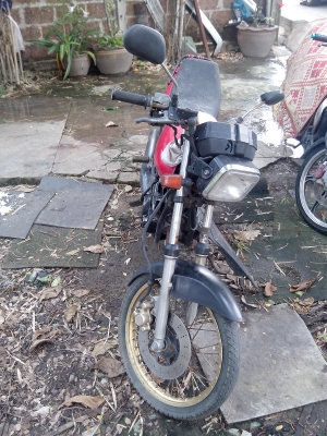 ขาย RXZ135 ดิสหน้า ล้อ DID Japanสีทอง สภาพจอด ขาย RXZ135 ดิสหน้า ล้อ DID Japanสีทอง สภาพจอด