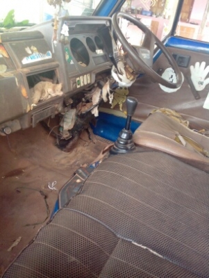 TOYOTA DYNA 90 แรง สี่ล้อบรรทุกสั้นพร้อมคอก