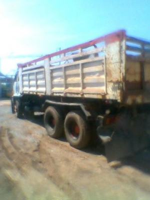 ขายรถบรรทุกสิบล้อดั๊มพ์ Isuzu 210 วางเครื่อง 240 turbo เกียร์ใหญ่สโลพร้อม ระบบลากพ่วง ทะเบียนพร้อม