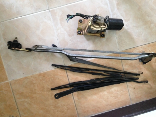 ขายมอเตอร์ปัดน้ำฝนพร้อมกานปัด มังกร