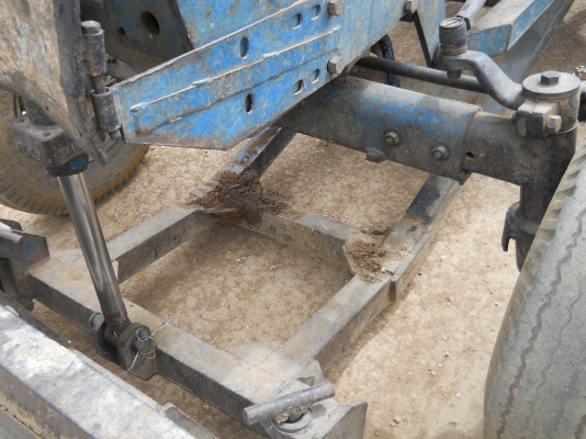 ขายรถไถฟอร์ด6600แท้พร้อมใช้งานเอกสารเล่มทะเบียน