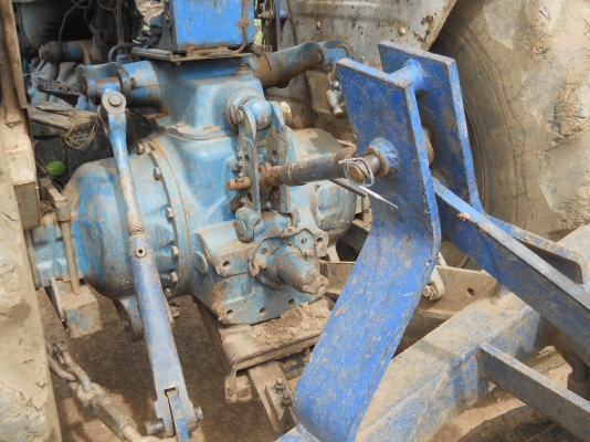 ขายรถไถฟอร์ด6600แท้พร้อมใช้งานเอกสารเล่มทะเบียน