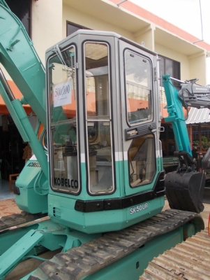 ขายรถแม็คโคร KOBELCO 50UR พร้อมใช้งาน ราคาถูกๆ ขายรถแม็คโคร KOBELCO 50UR พร้อมใช้งาน ราคาถูกๆ
