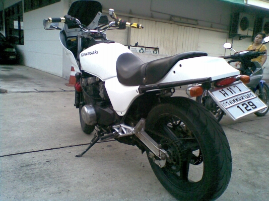 kawasaki GPZ400Fรถใช้งานปกติ kawasaki GPZ400Fรถใช้งานปกติ