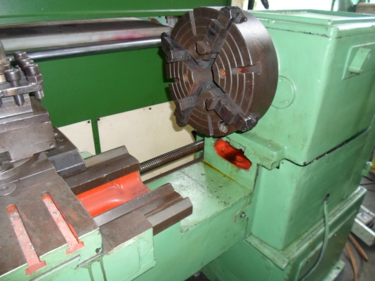 แท่นกลึงต้าชิง 6 ฟุต 3 เพลา เกียร์บล็อก 80,000  ด่วน !!!!!!!