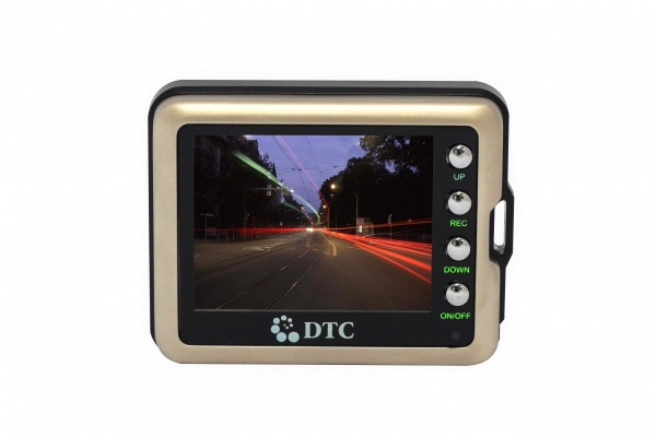 กล้อง VDO ติดรถยนต์ D100 , D80 จาก D.T.C.