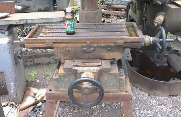 Sell> มิลลิ่งตั้งโต๊ะ พร้อมใช้งาน สภาพดีครับ ขาดแต่ฝาครอบหัว กำแพงแสน นครปฐม ครับ