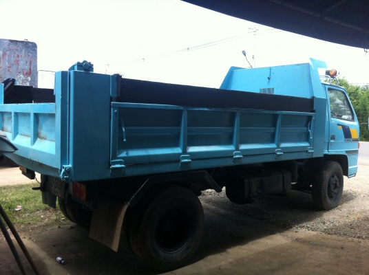 ขายหกล้อดั้ม NKR สภาพดี พร้อมใช้งาน ขายหกล้อดั้ม NKR สภาพดี พร้อมใช้งาน