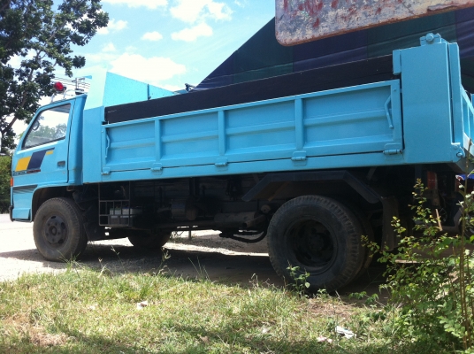 ขายหกล้อดั้ม NKR สภาพดี พร้อมใช้งาน ขายหกล้อดั้ม NKR สภาพดี พร้อมใช้งาน