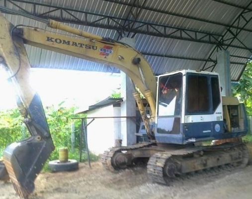 KOMATSU PC 120-5 เครื่องเดิมปั๊มเดิมแห้งดีแรงดี ภายในเก๋งคอนโทรลยาว ไฟฟ้าตัด ทำงานเร็วไม่โหลด ภายนอกบูมอาร์มสวยไม่มีปะไม่มีดาม ช่วงล่างแน่น โรลเลอร์โซ่บูทใบแทรกสภาพดี 70\% พร้อมทำงานได้เลยไม่มีปัญหา เอกสารใบอินวอยซ์ ราคาต่อรองได้ครับ