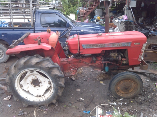 รถไถiseki2400ราคาถุก55000ครับ
