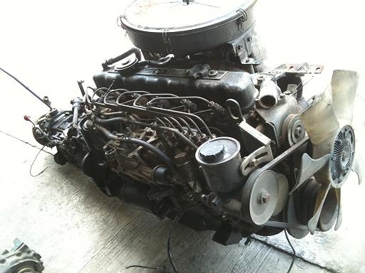 ขาย เครื่องยนต์ SD33 Turbo  พร้อมเกียร์  ยกลง สภาพสวยคับ