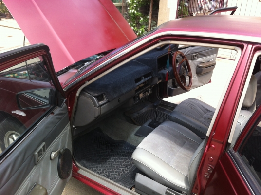 ซันนี่ เกียออโต้ ติดแก็สlpg+น้ำมัน แอร์เย็น เพลงเพราะ ภาษี57 ยางปี2011