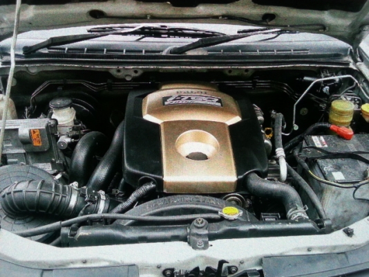 Isuzuดีแม๊ก3.0แค๊บslxตัวท็อปxenonสีบรอนซ์