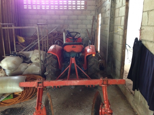 ขาย L2000 2 คัน พร้อมอุปกรณ์ ครับ ถูกๆ