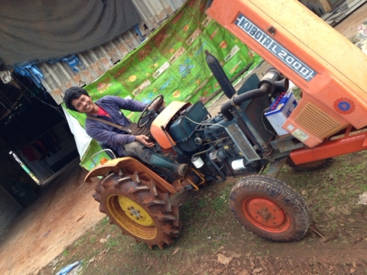 ขาย L2000 2 คัน พร้อมอุปกรณ์ ครับ ถูกๆ