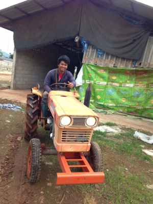 ขาย L2000 2 คัน พร้อมอุปกรณ์ ครับ ถูกๆ