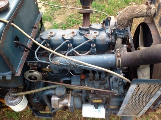 ขาย L2000 2 คัน พร้อมอุปกรณ์ ครับ ถูกๆ