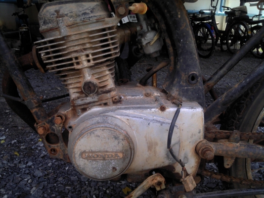 ระเบิด CG 125 แยกขายอะไหล่ สนใจชิ้นไหนบอกครับ ระเบิด CG 125 แยกขายอะไหล่ สนใจชิ้นไหนบอกครับ