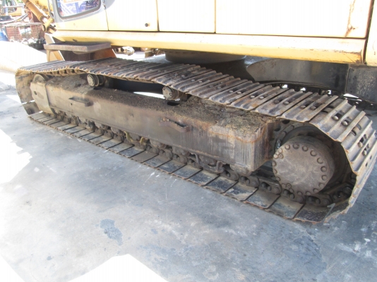 รถแบคโฮ Komatsu  PC230LC เครื่องจักรมือสองในประเทศ สภาพพร้อมใช้งาน เอกสารพร้อมโอน