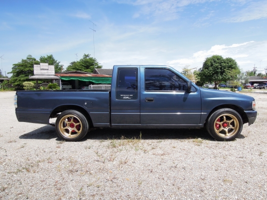 แปะยิ้มงามๆ หน้าเดิม พ.พาวเวอร์ พร้อมเครื่องเสียง รถไม่มีผุ ราคา198,000