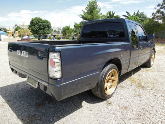 แปะยิ้มงามๆ หน้าเดิม พ.พาวเวอร์ พร้อมเครื่องเสียง รถไม่มีผุ ราคา198,000