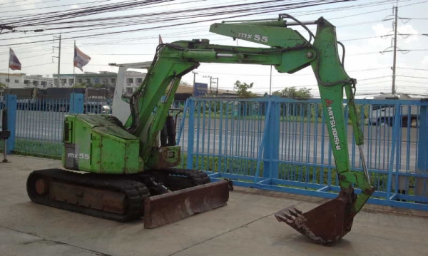 รถแบคโฮ MITSUBISHI MX55 5.5Ton