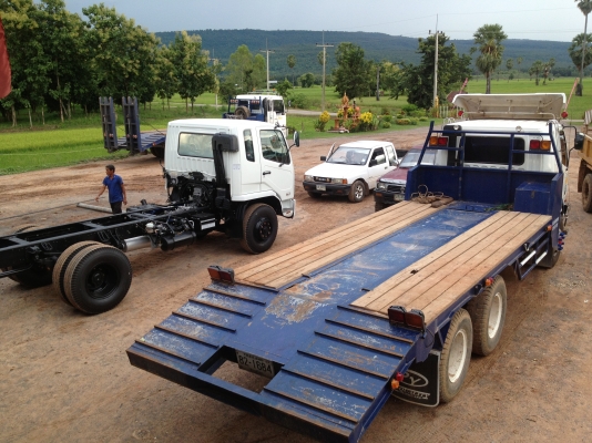 ขายรถ10 ล้อ MITSUBISHI  2 เพลา  ท้ายลาด บรรทุกรถแม็คโคร