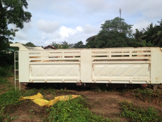 ขายรถ10 ล้อ MITSUBISHI  2 เพลา  ท้ายลาด บรรทุกรถแม็คโคร