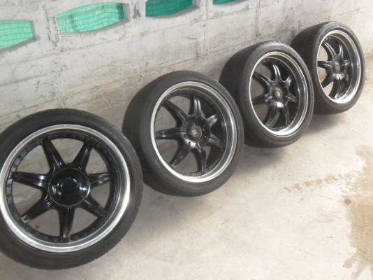 ล้อแม็ก 18นิ้ว 4รู100/114 พร้อมยาง 225/40R18 สวยๆ 4 ล้อ ราคา 8900 บาท ล้อแม็ก 18นิ้ว 4รู100/114 พร้อมยาง 225/40R18 สวยๆ 4 ล้อ ราคา 8900 บาท
