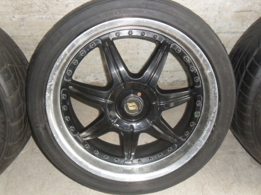 ล้อแม็ก 18นิ้ว 4รู100/114 พร้อมยาง 225/40R18 สวยๆ 4 ล้อ ราคา 8900 บาท