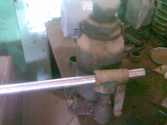 แม่แรงของนอกเก่าเก็บพร้อมใช้ครับ