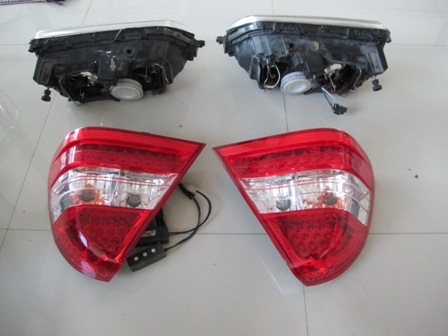 ขายไฟหน้า ไฟท้าย เบ้น C220 ของแต่งขายไม่แพง