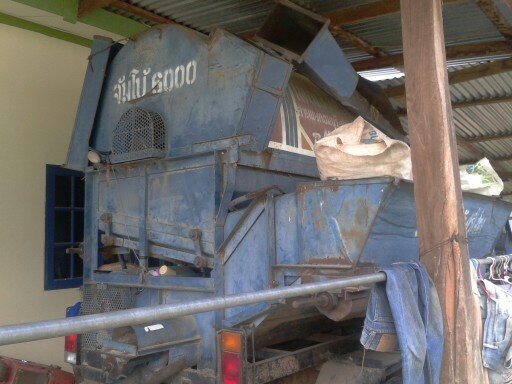 ขายรถนวดข้าว