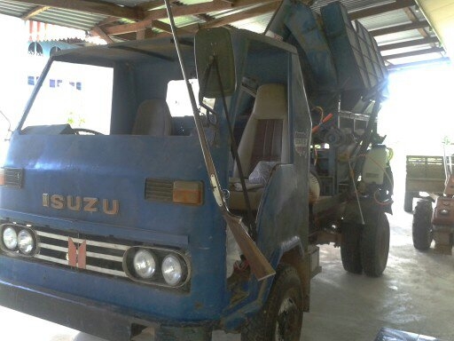 ขายรถนวดข้าว