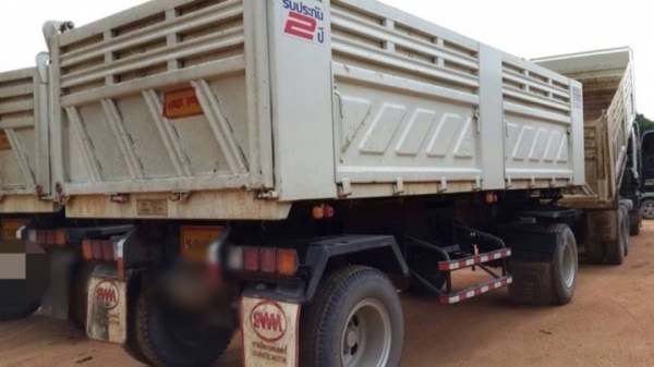 ขายหางพ่วง สามมิต. ปี 56 สนใจติดต่อ 081 - 6079515 ขายหางพ่วง สามมิต. ปี 56 สนใจติดต่อ 081 - 6079515