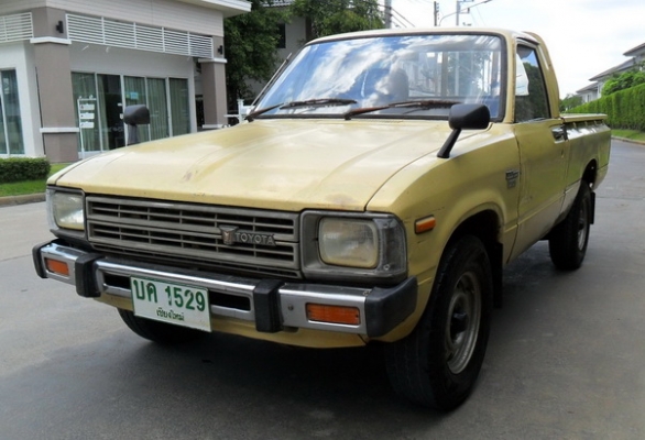 HILUX ม้ากระโดด ช่วงสั้น 4 ขอ LN30 ดีเซล