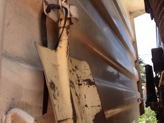 รถฮีโน่ 10 ล้อดั้ม 380 แรงม้า ปี 55 ( รถวิ่ง 13x,xxx กม. ) ( ขายแม่ลูก ) สนใจติดต่อ 081 - 6079515 รถฮีโน่ 10 ล้อดั้ม 380 แรงม้า ปี 55 ( รถวิ่ง 13x,xxx กม. ) ( ขายแม่ลูก ) สนใจติดต่อ 081 - 6079515