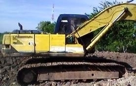 KOBELCO MARK III SK-200 เครื่องเดิมปั๊มเดิมทำงานเร็วไม่มีโหลด ซีเรียลสูง 16,500 ภายในห้องสะอาด คอนโทรลง่าย ช่วงล่างเอวแน่น โรลเลอร์โซ่บูทใบแทรกสภาพดี 70\% เฟลมไม่มีผุไม่มีดาม พร้อมทำงานได้เลย เอกสารเล่มทะเบียนครบพร้อม ราคาต่อรองได้ครับ