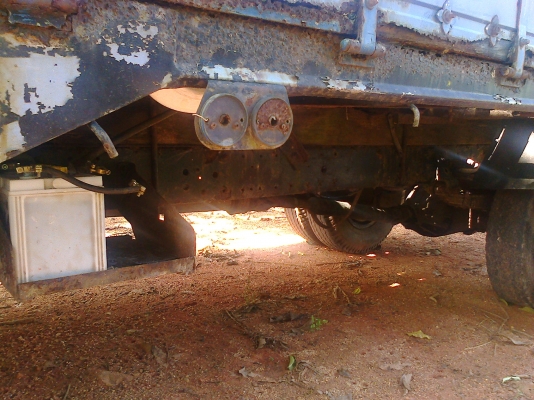 6ล้อNPR115แรง ใช้งานได้ปรกติ เครื่อง4BD1สวย แน่น.ขายตามสภาพ เอกสารพร้อม.....