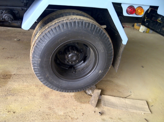 ขายรถดั้ม NKR พร้อมใช้งาน  ภายในสวย ยกหัวใด้ แซซซี่สวยตลอดเส้น