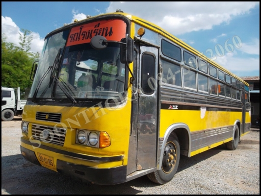ขายด่วนรถบัส รับส่งนักเรียน-พนักงาน BENZ เครื่อง NISSAN 180 แรง /54 ที่นั่ง รถสภาพพร้อมใช้งาน ราคาสุดคุ้ม