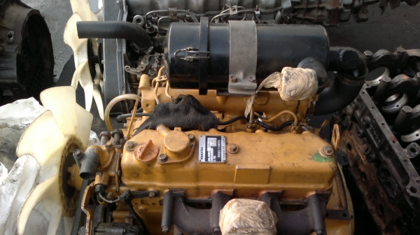 ขายเครื่อง Komutsu 4D84