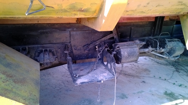 6ล้อดั้มคัสซีใหญ่ KR300เครื่อง150แรงEH300 เอกสารขึ้นเล่มทะเบียนพร้อม..