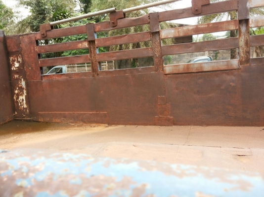 ขาย10ล้อหัวยาว2เพลาดั๊มหัวเหล็กมีประตู ISUZU TX 165 6BD1 เครื่องดี ติดง่าย อึด ทน ช่วงล่าง2เพลา200หมวกเจ็ก คัสซีดี มีบวมซับในช่วงปลายบ้าง เสริมเหล็กบนล่างแล้ว คานหน้าเดิม กระบะดั๊มเหล็ก  พื้นดีข้างดีไม่ผุ พ.พาวเวอร์ เบรคทริฟฟี่ หัวบางดี ภายในดีคอนโซลครบ ย