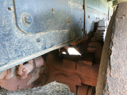 ขาย10ล้อหัวยาว2เพลาดั๊มหัวเหล็กมีประตู ISUZU TX 165 6BD1 เครื่องดี ติดง่าย อึด ทน ช่วงล่าง2เพลา200หมวกเจ็ก คัสซีดี มีบวมซับในช่วงปลายบ้าง เสริมเหล็กบนล่างแล้ว คานหน้าเดิม กระบะดั๊มเหล็ก  พื้นดีข้างดีไม่ผุ พ.พาวเวอร์ เบรคทริฟฟี่ หัวบางดี ภายในดีคอนโซลครบ ย