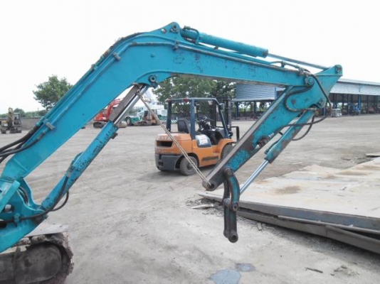 แม็คโคร ราคาถูก ตามสภาพ KOMASU PC40-7 ไม่เคยใช้ในไทย