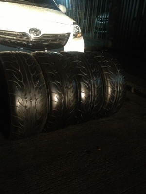 ขายยางAD08 195-50-15 ปลายปี09 ดอกหนา 1ชุดถูกๆ