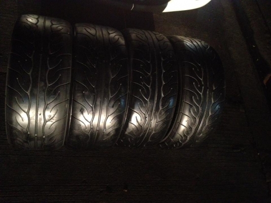 ขายยางAD08 195-50-15 ปลายปี09 ดอกหนา 1ชุดถูกๆ